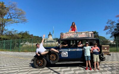 Familia Zapp and their Grahan Paige 1928