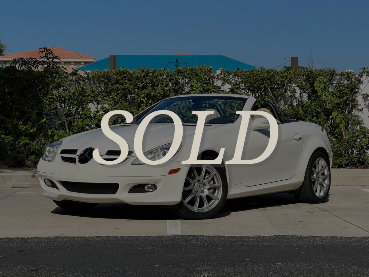2005 Mercedes-Benz SLK350 15,900 Miles